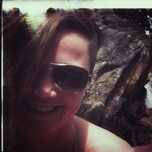 Meet your Posher, Abby